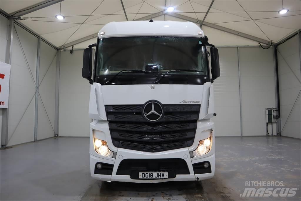 Mercedes-Benz Actros 2545 Sadulveokid
