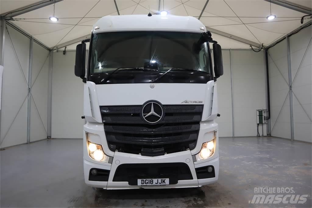 Mercedes-Benz Actros 2545 Sadulveokid