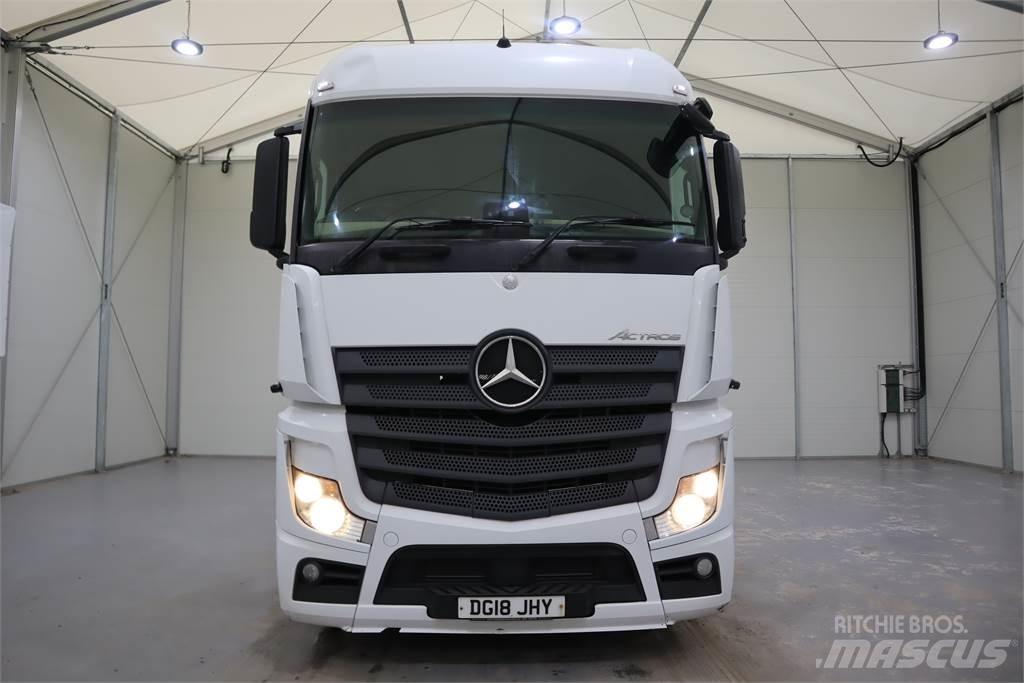 Mercedes-Benz Actros 2545 Sadulveokid