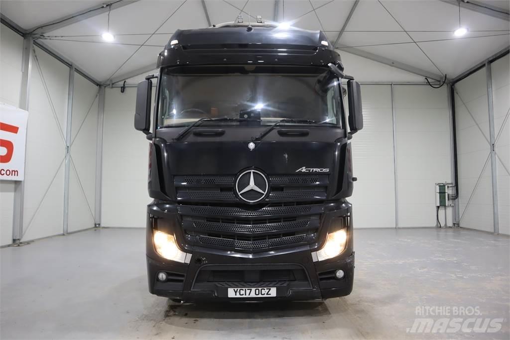 Mercedes-Benz Actros 2545 Sadulveokid