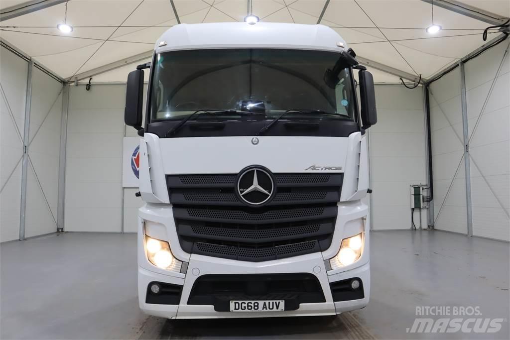Mercedes-Benz ACTROS 2545 Sadulveokid