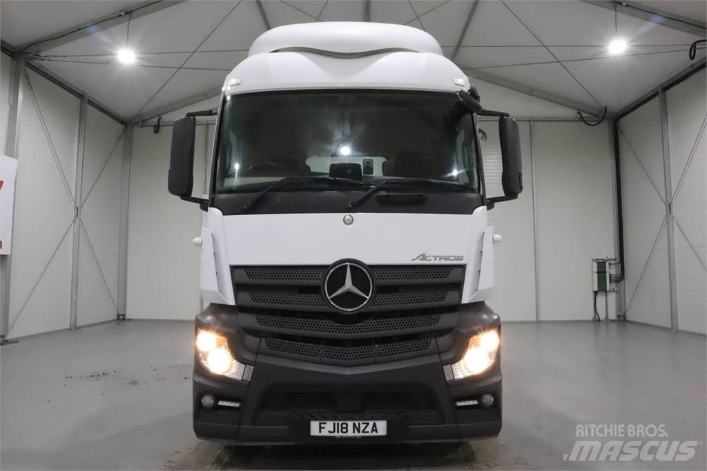 Mercedes-Benz ACTROS 2545 Sadulveokid