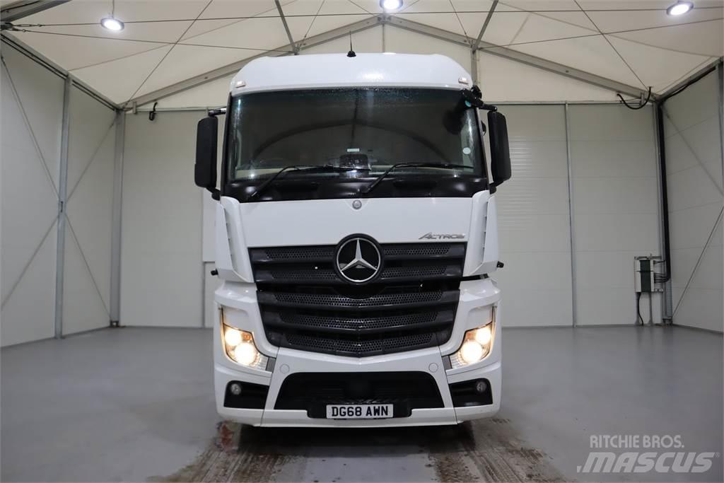 Mercedes-Benz ACTROS 2545 Sadulveokid