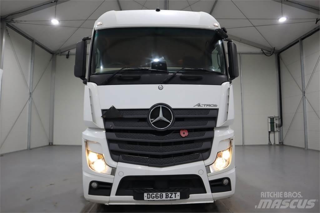 Mercedes-Benz ACTROS 2545 Sadulveokid