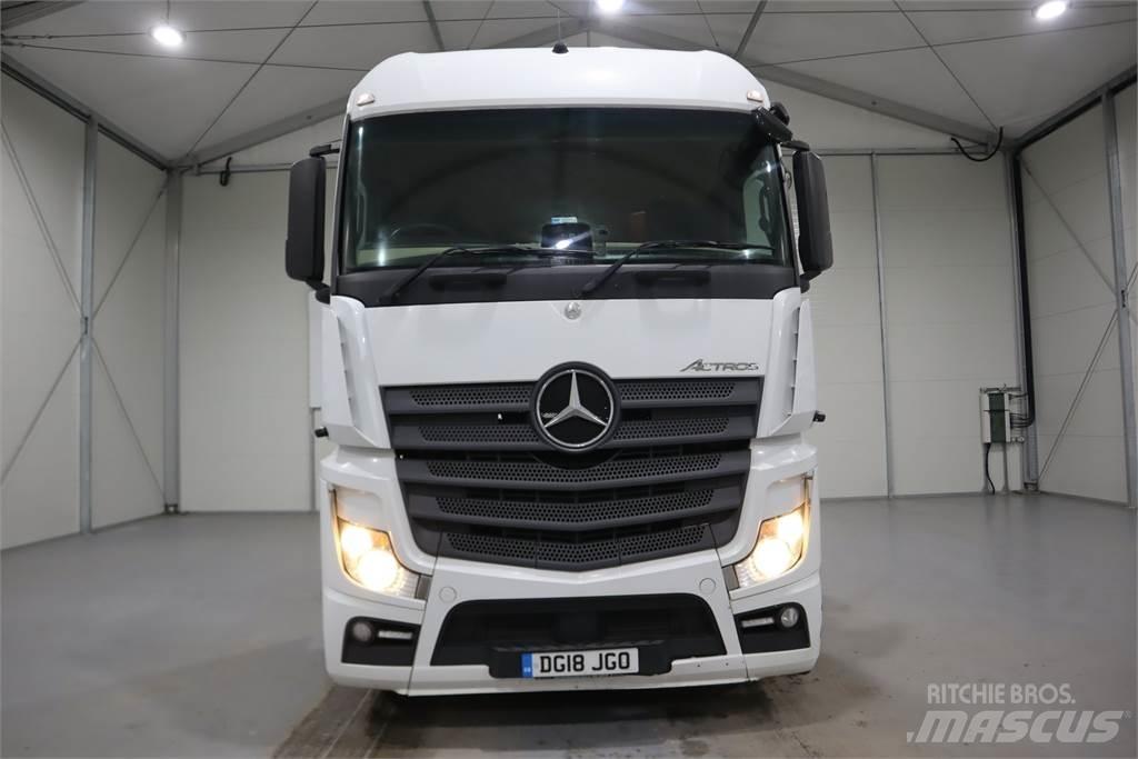 Mercedes-Benz ACTROS 2545 Sadulveokid