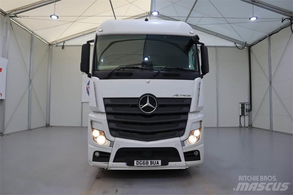 Mercedes-Benz ACTROS 2545 Sadulveokid