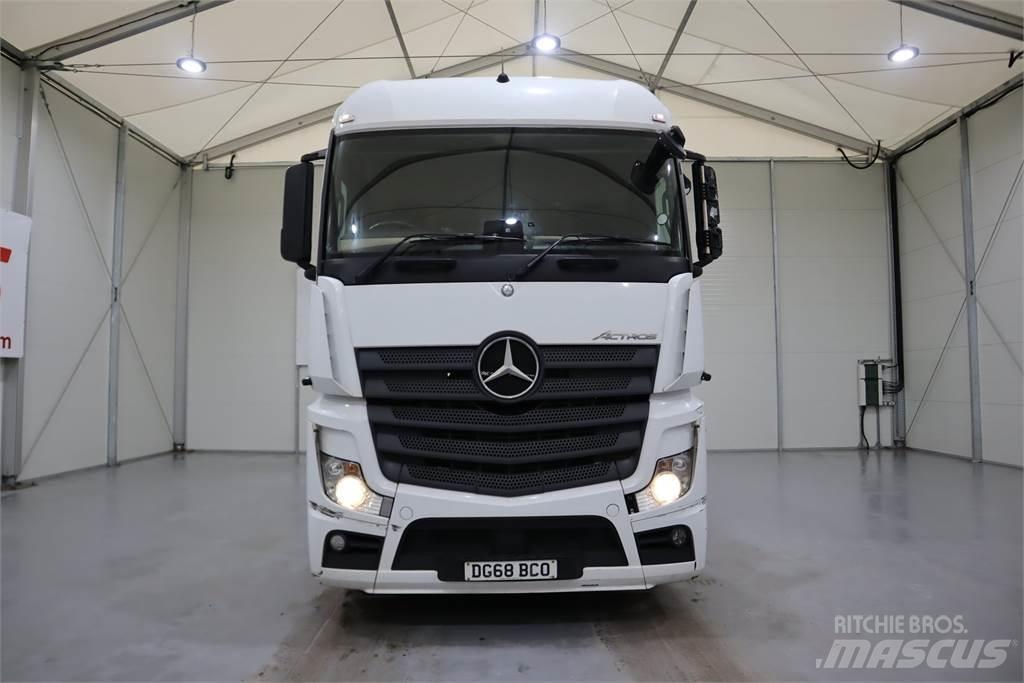 Mercedes-Benz ACTROS 2545 Sadulveokid