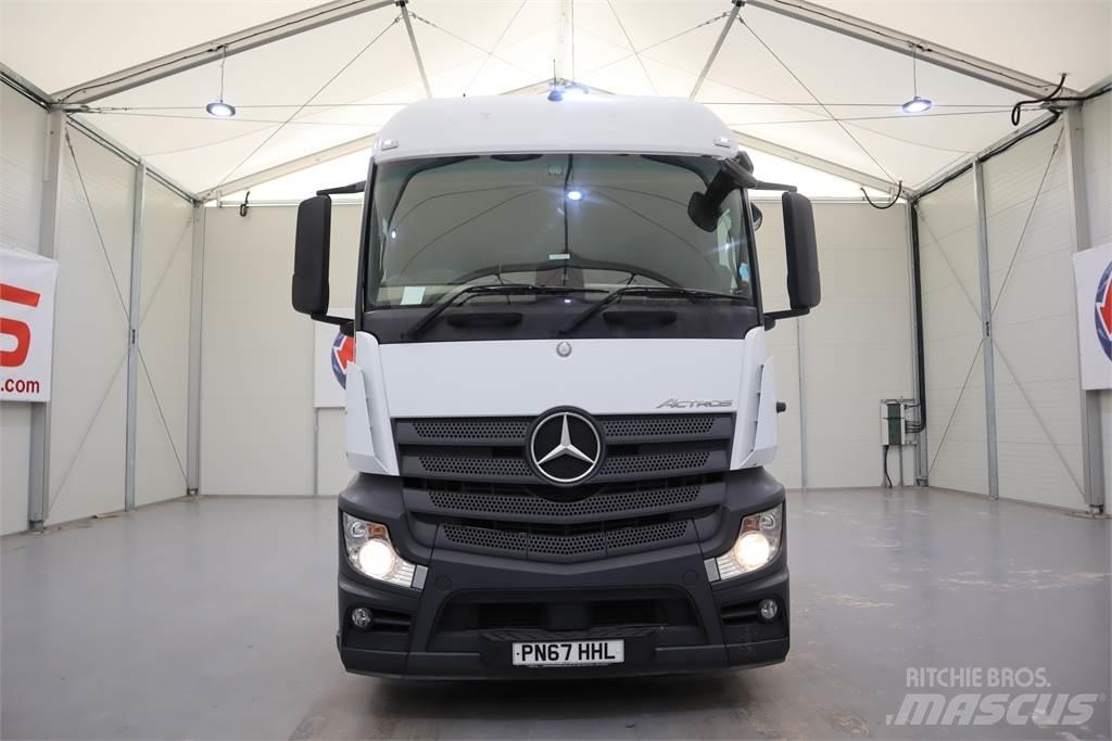 Mercedes-Benz ACTROS 2546 Sadulveokid