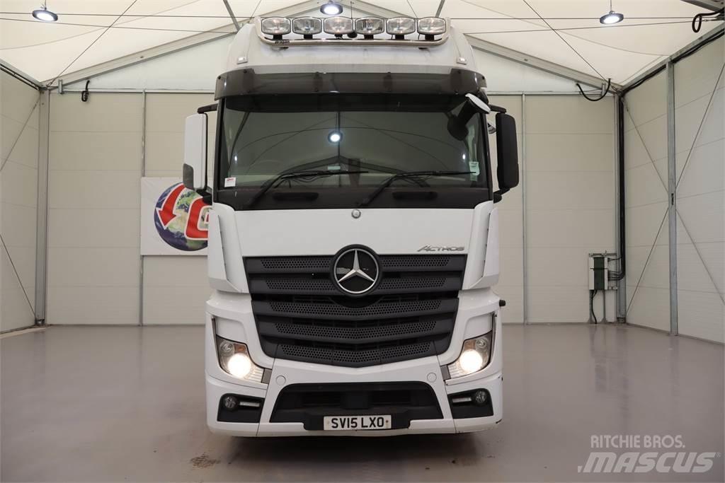 Mercedes-Benz Actros 2548 Sadulveokid