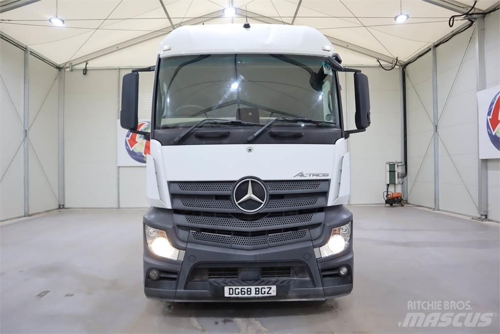 Mercedes-Benz Actros 2548 Sadulveokid