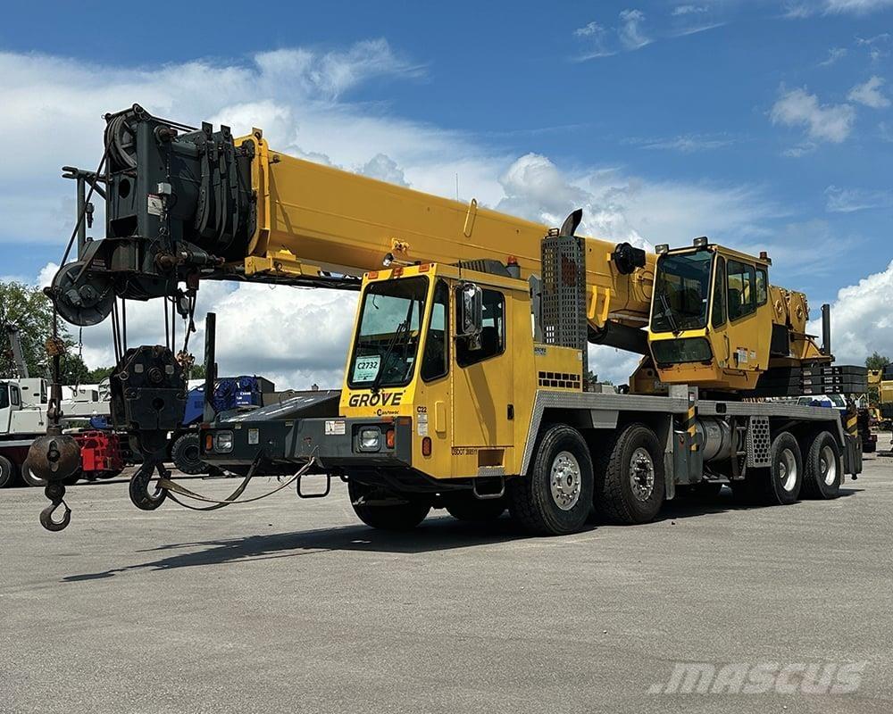 Grove TMS700E Maastikutõstukid