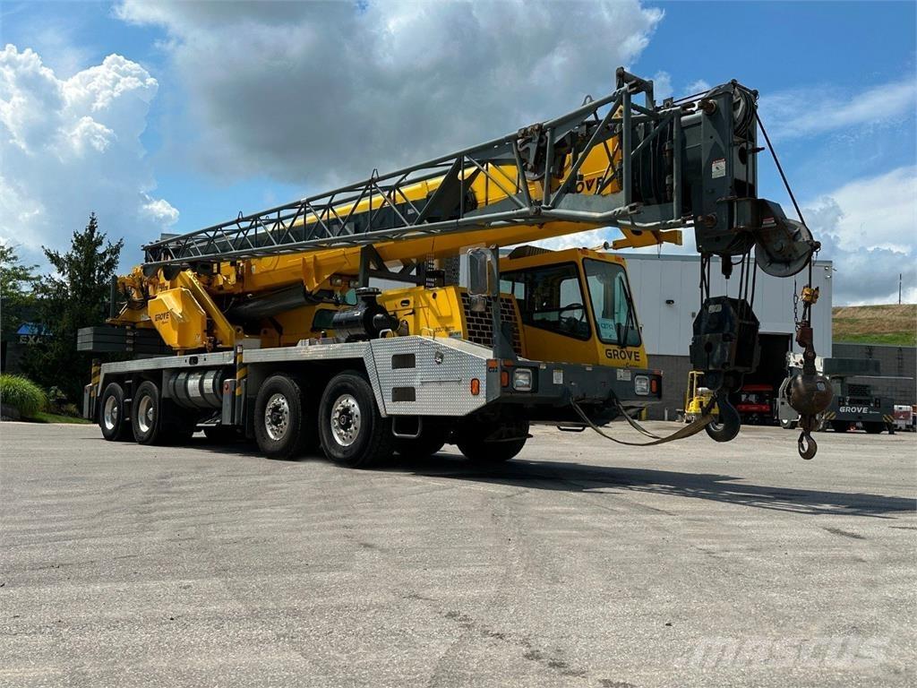 Grove TMS700E Maastikutõstukid