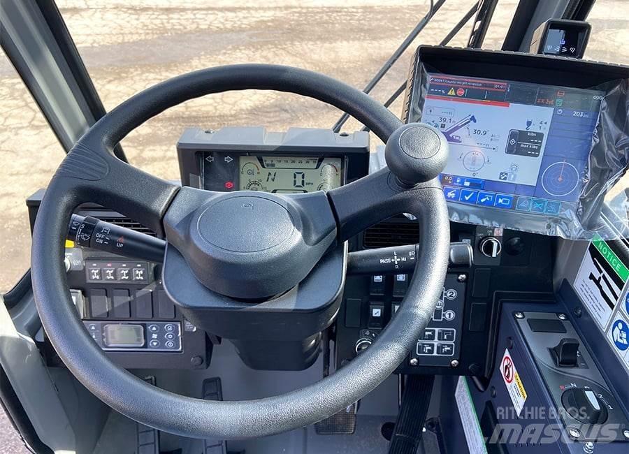 Tadano GR-800XL Raske maastiku tõstukid