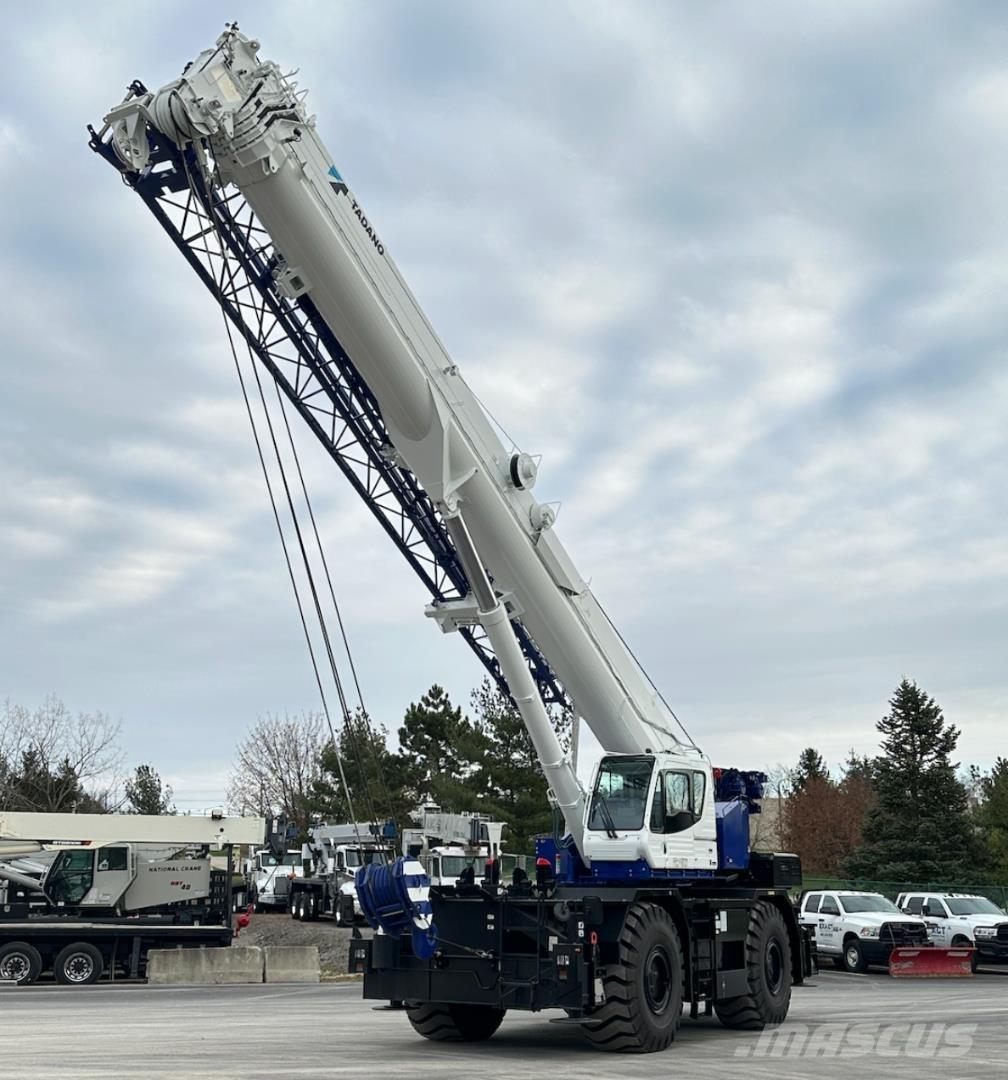 Tadano GR-900XL-4 Raske maastiku tõstukid