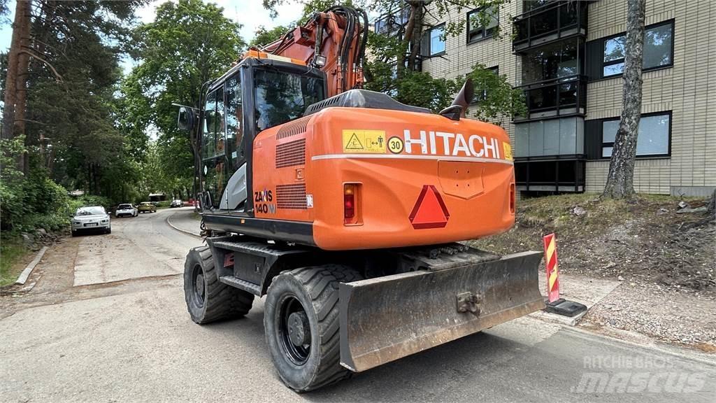 Hitachi ZX140W-5B Ratasekskavaatorid