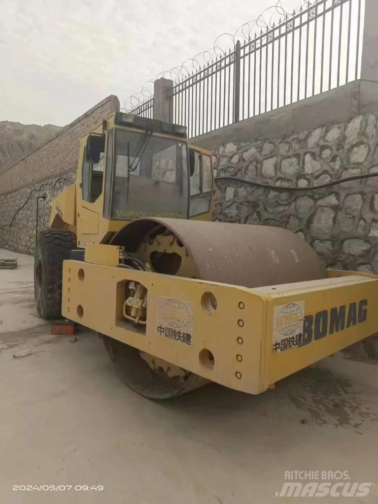 Bomag bw225d-3 Ühe trumliga rullid