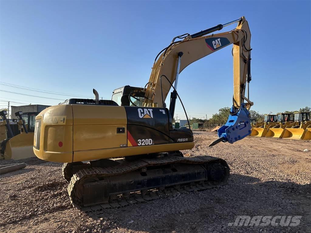 CAT 320 D L Roomikekskavaatorid