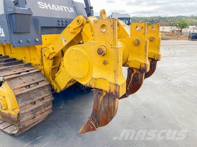 Shantui SD22W Buldooserid