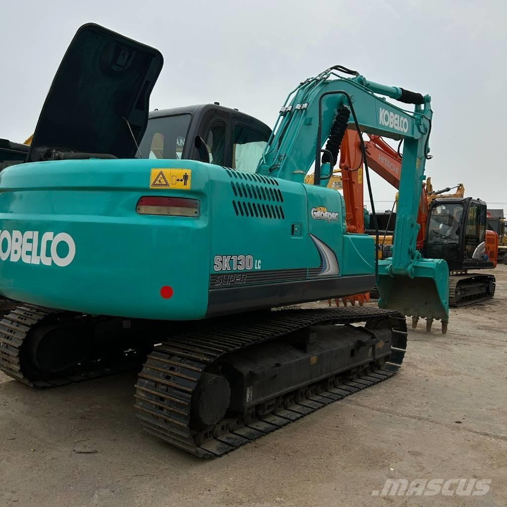 Kobelco 130 Roomikekskavaatorid