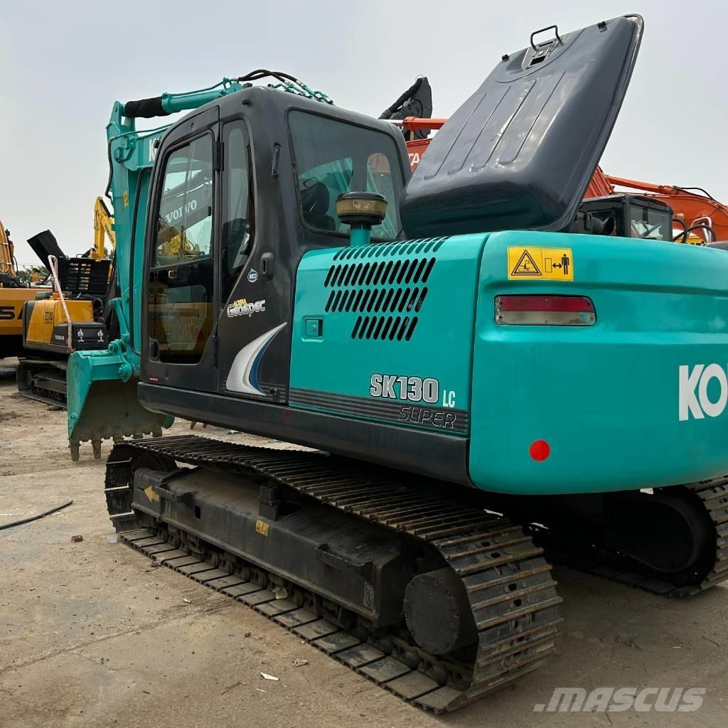 Kobelco 130 Roomikekskavaatorid