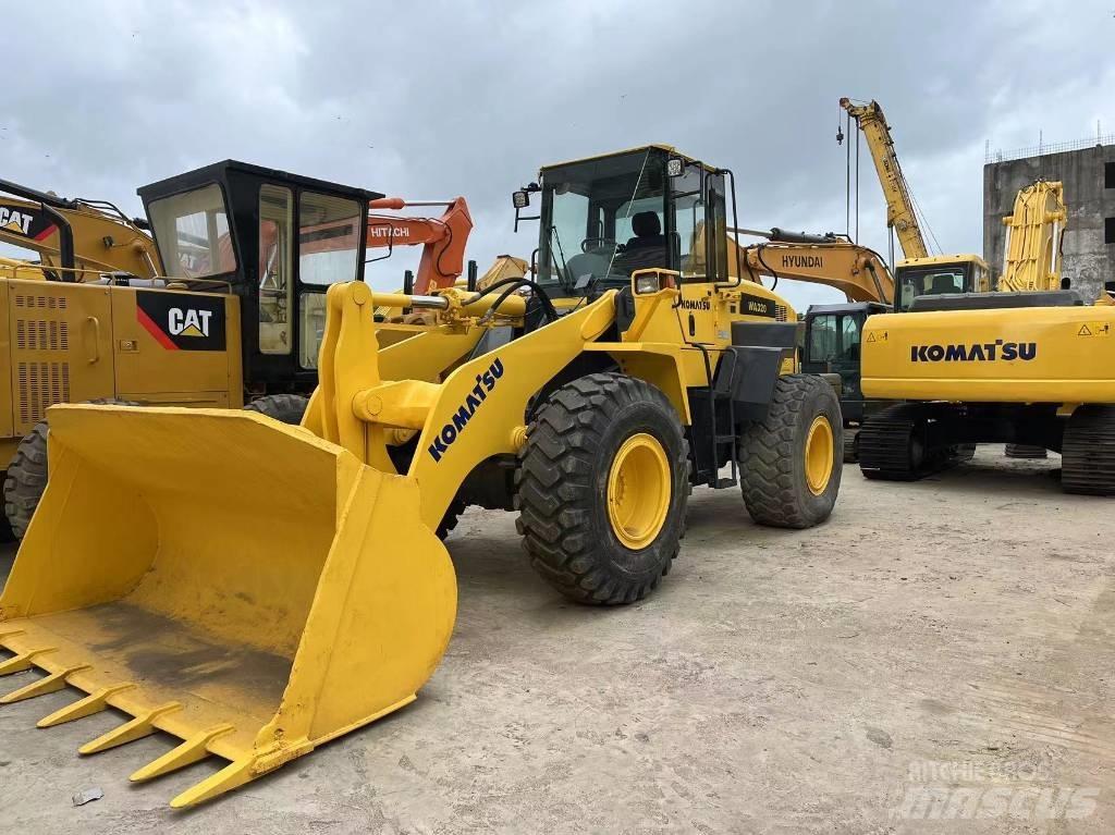 Komatsu WA 320-5 Rataslaadurid