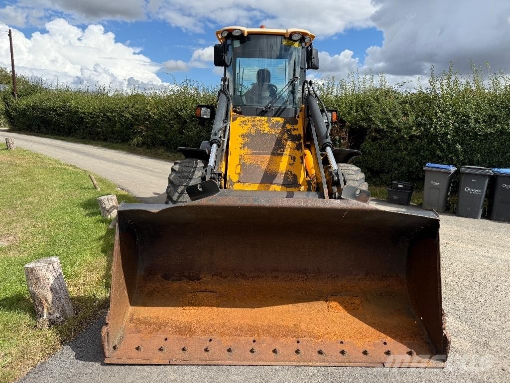 JCB 416 HT Rataslaadurid