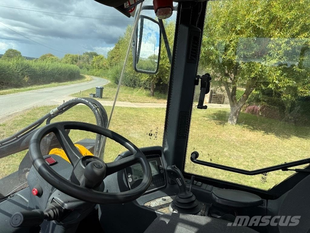 JCB 416 HT Rataslaadurid