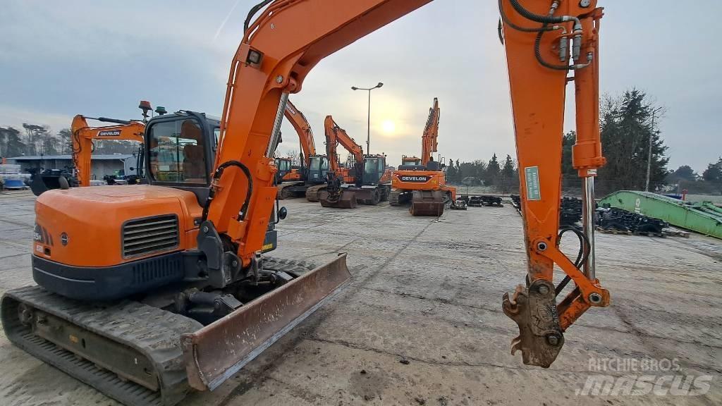 Doosan DX 85 R-3 Väikeekskavaatorid 7t-12t