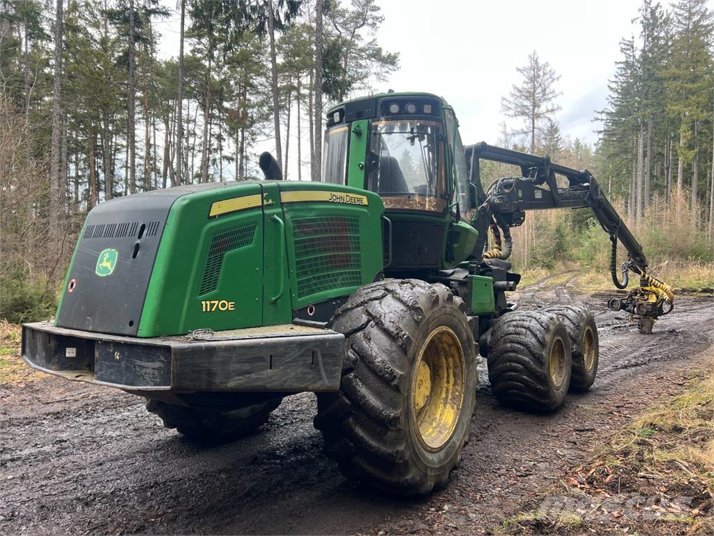 John Deere 1170E Muu