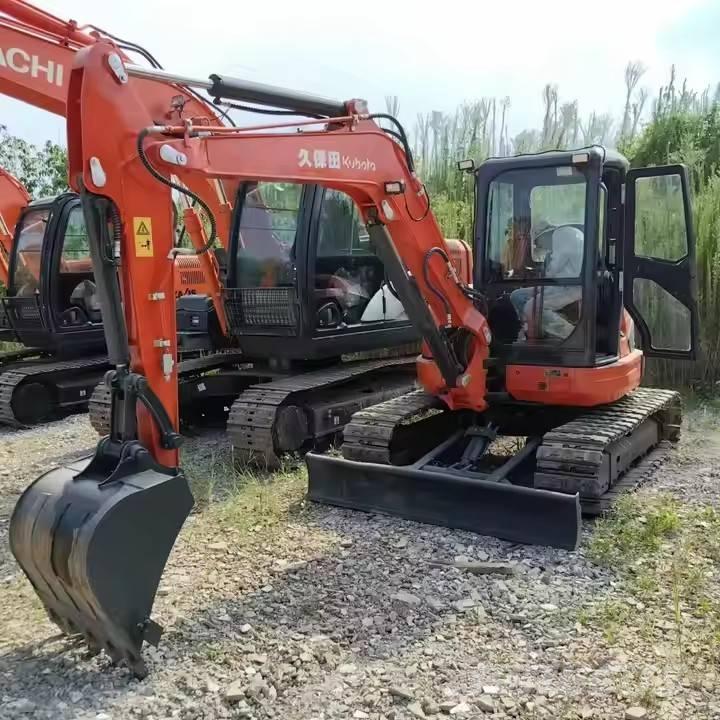 Kubota KX155 Roomikekskavaatorid