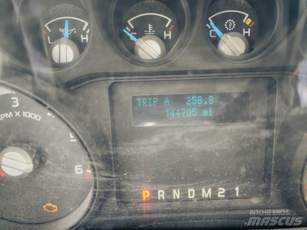 Ford F 650 SD Veepaagiga autod