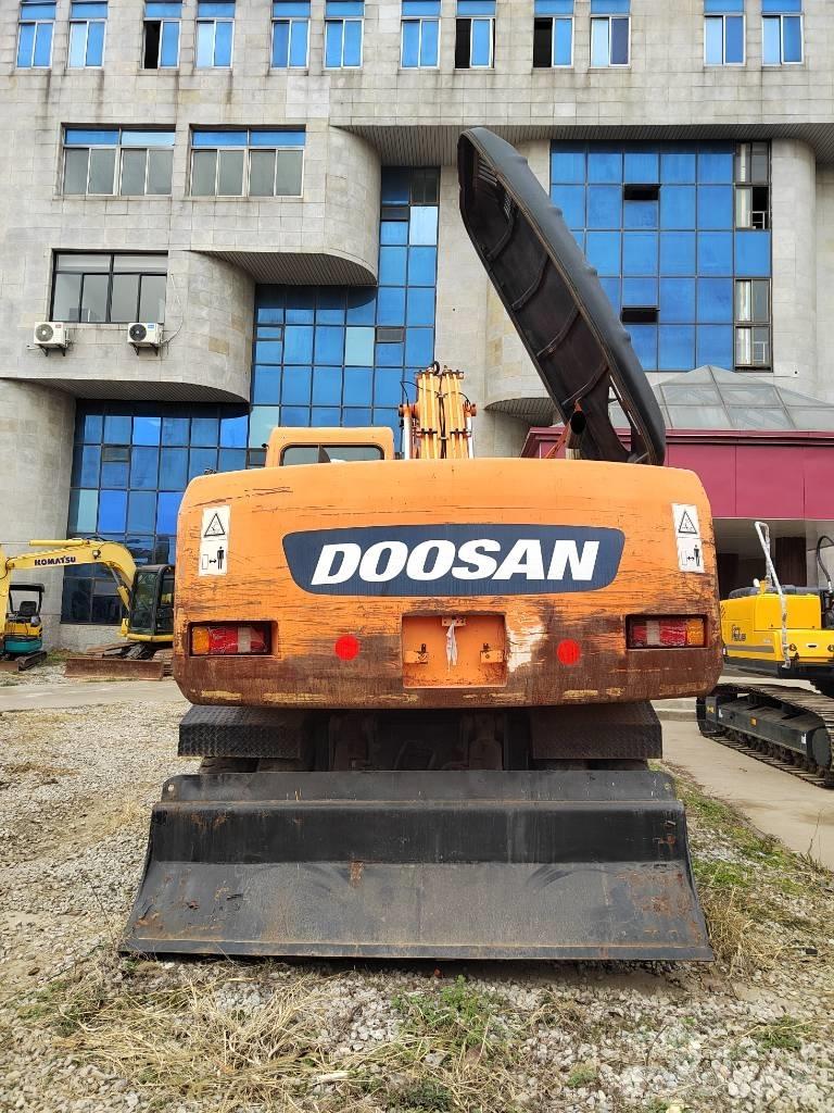 Doosan DH 210 W-7 Ratasekskavaatorid