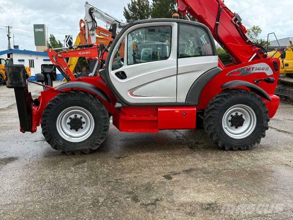 Manitou MT 1440 Teleskooplaadurid
