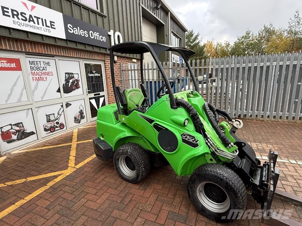 Avant 528 Väikelaadurid