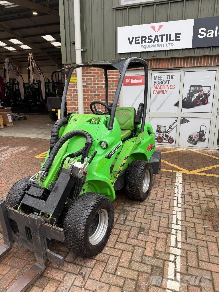 Avant 528 Väikelaadurid