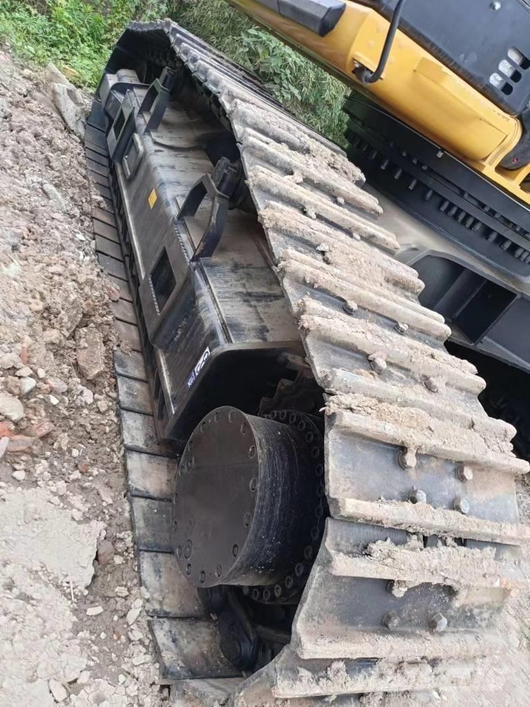 CAT 340 D L Roomikekskavaatorid