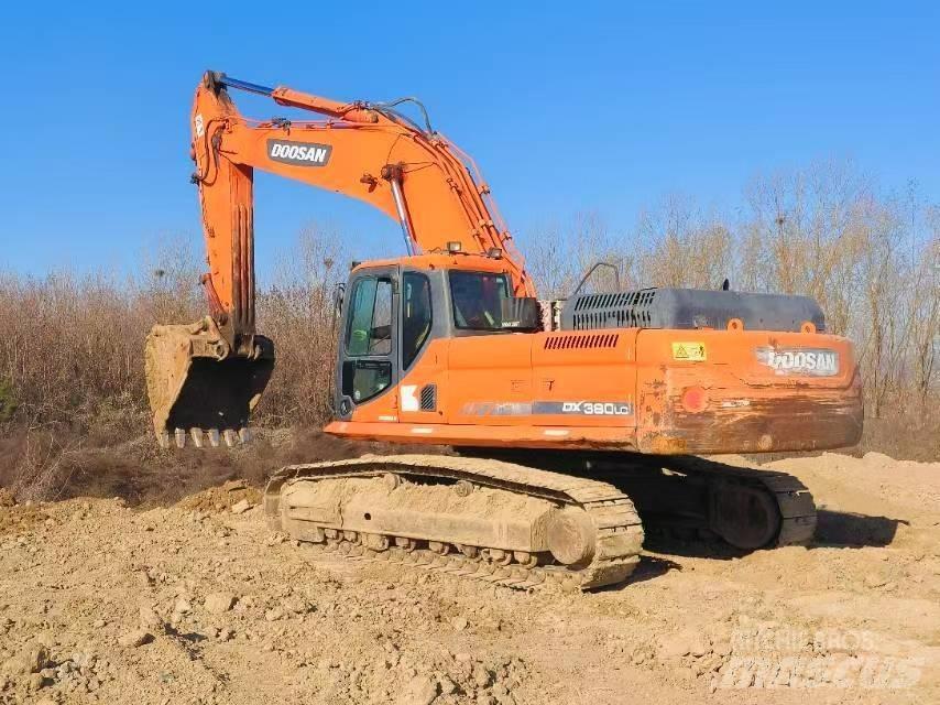 Doosan DX 380 LC Roomikekskavaatorid