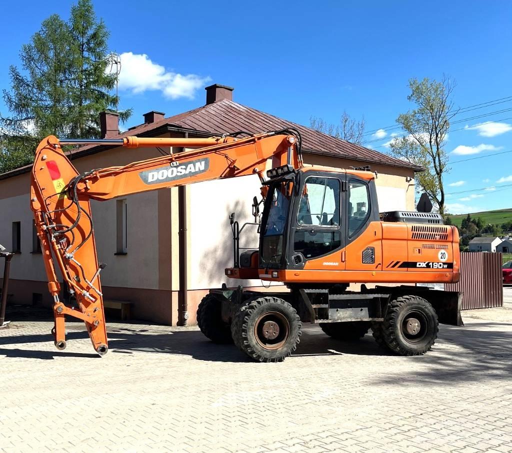 Doosan DX 190 W-3 Ratasekskavaatorid