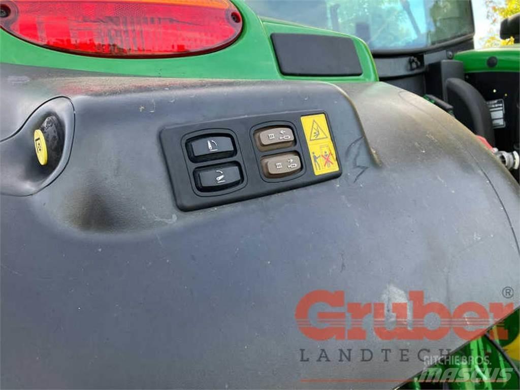 John Deere 6130 R Traktorid