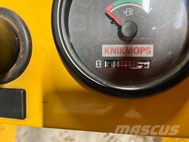 Knikmops KM 130 Rataslaadurid
