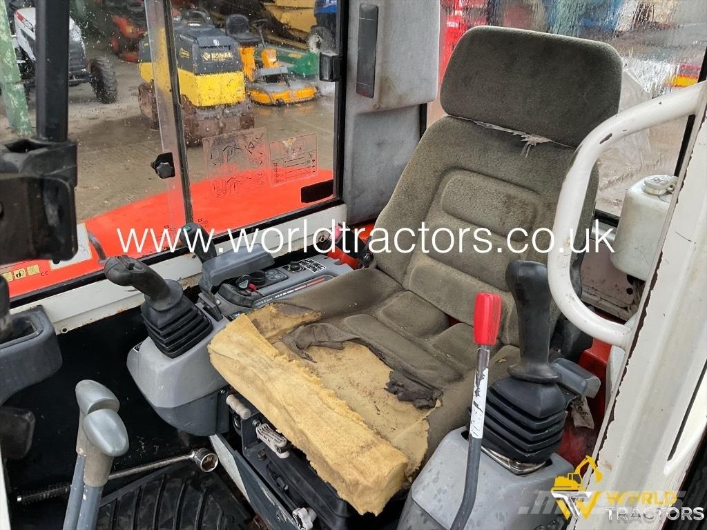 Kubota KX 121-3 A Miniekskavaatorid < 7 t