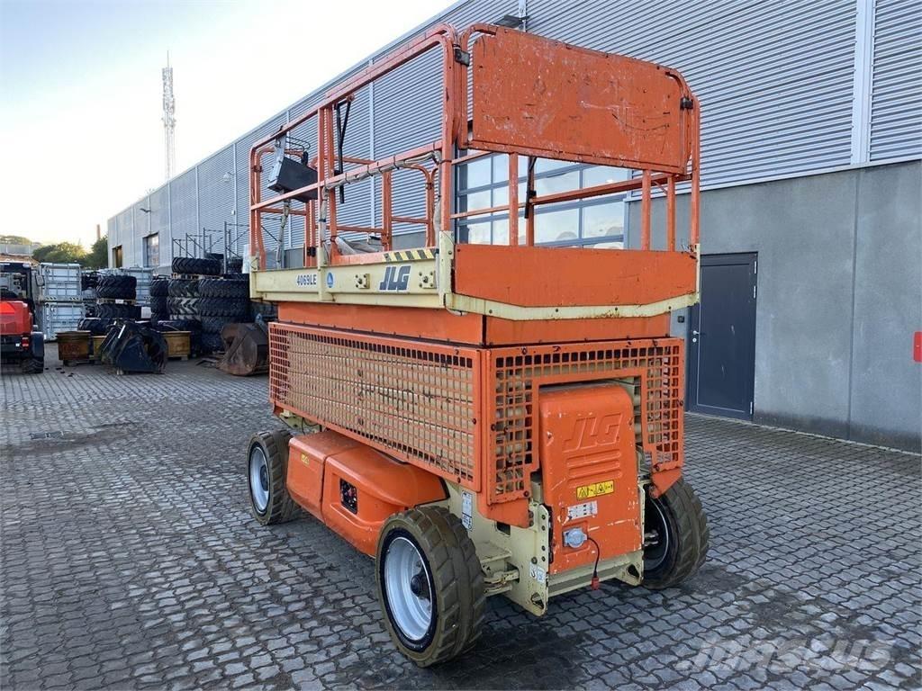 JLG 4069 Käärtõstukid