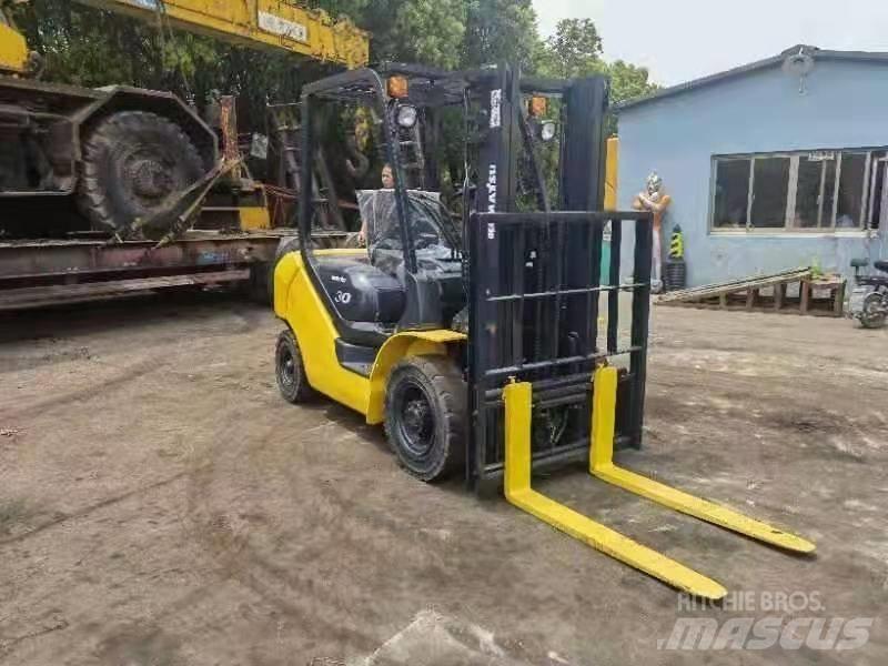 Komatsu 3Ton Diiseltõstukid