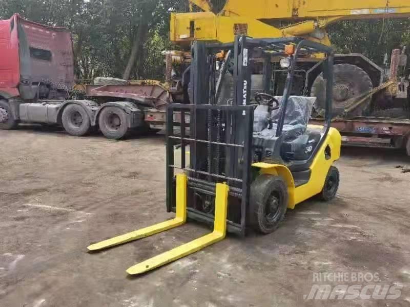 Komatsu 3Ton Diiseltõstukid