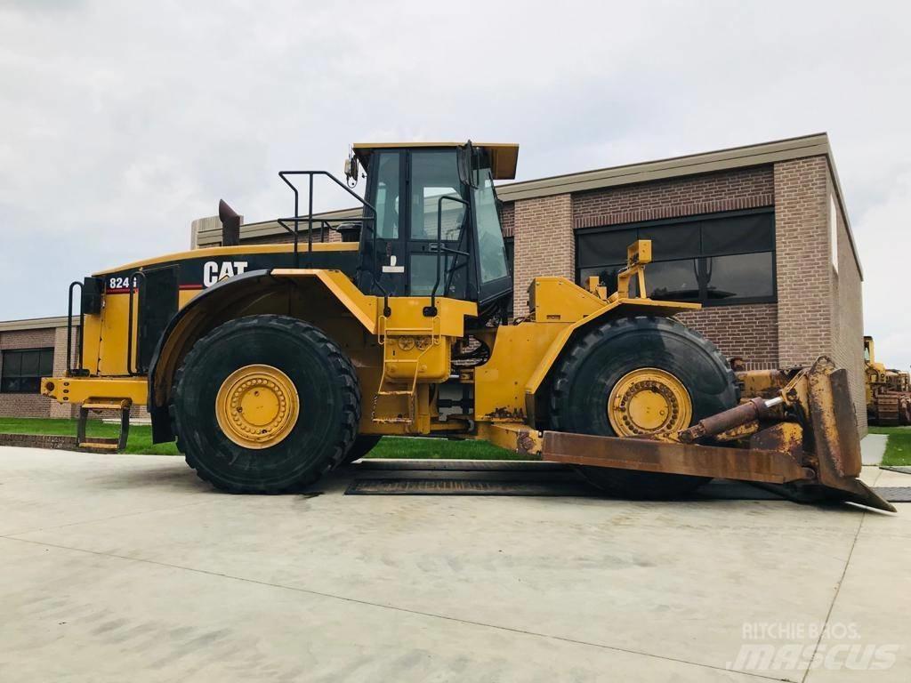 CAT 824 G Buldooserid