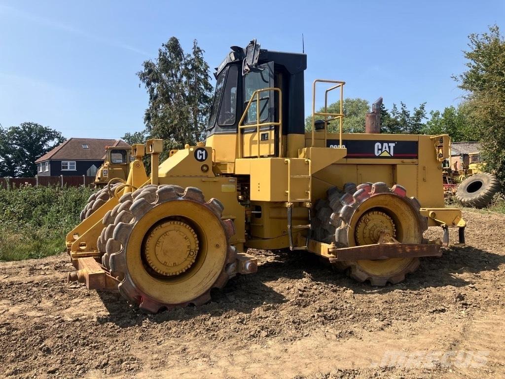 CAT 825 C Pinnasetihendajad
