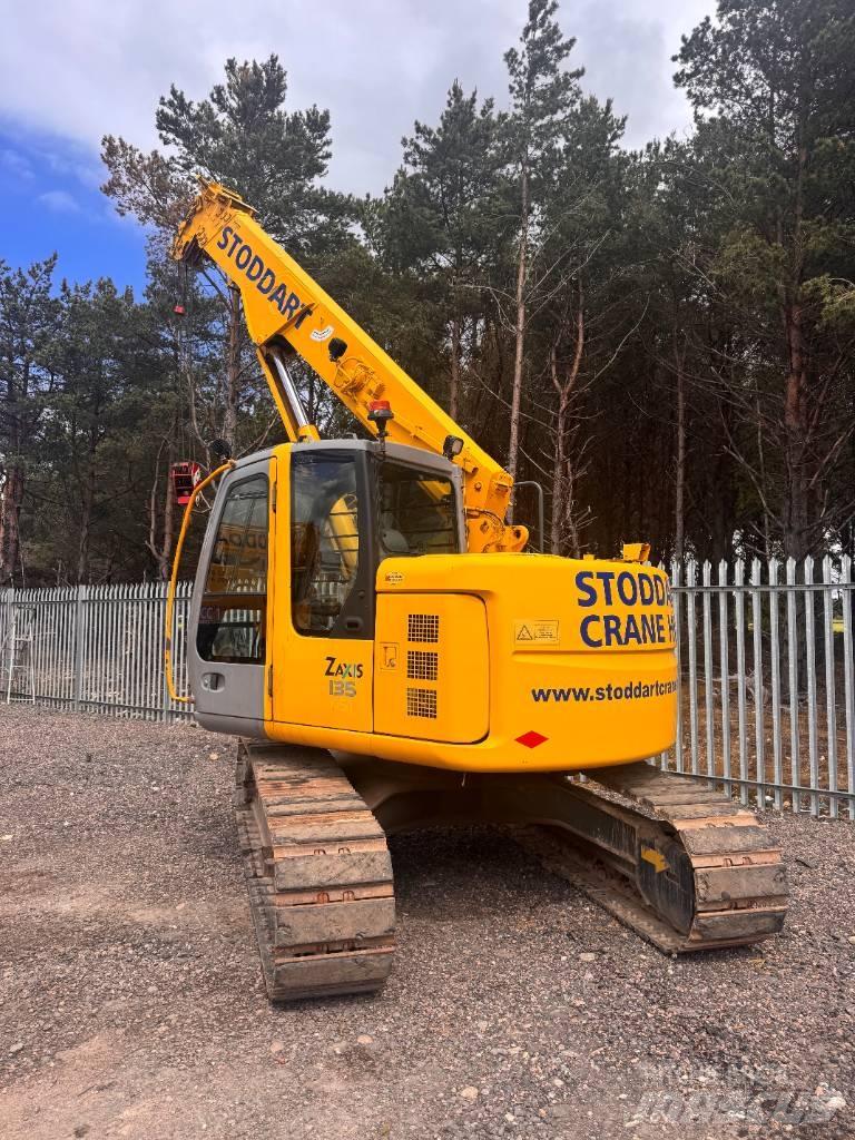 Hitachi ZX135UST Roomikkraanad