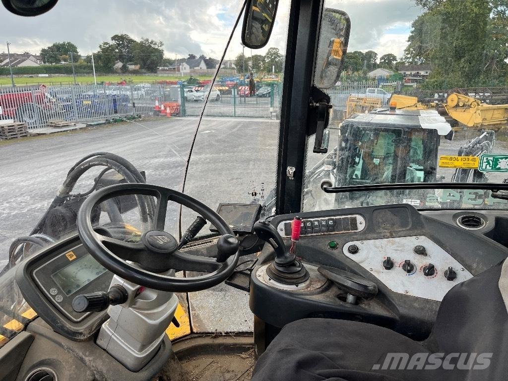 JCB 434s Põllumajanduslikud teleskoopkäitlejad