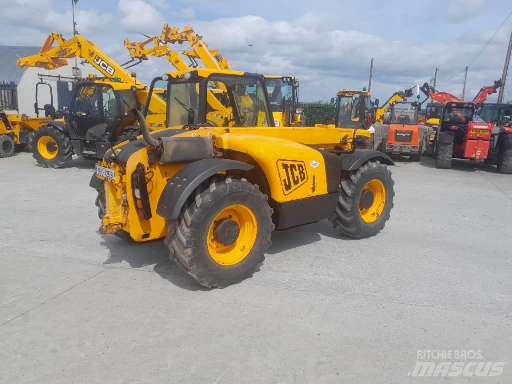JCB 526-56 Põllumajanduslikud teleskoopkäitlejad