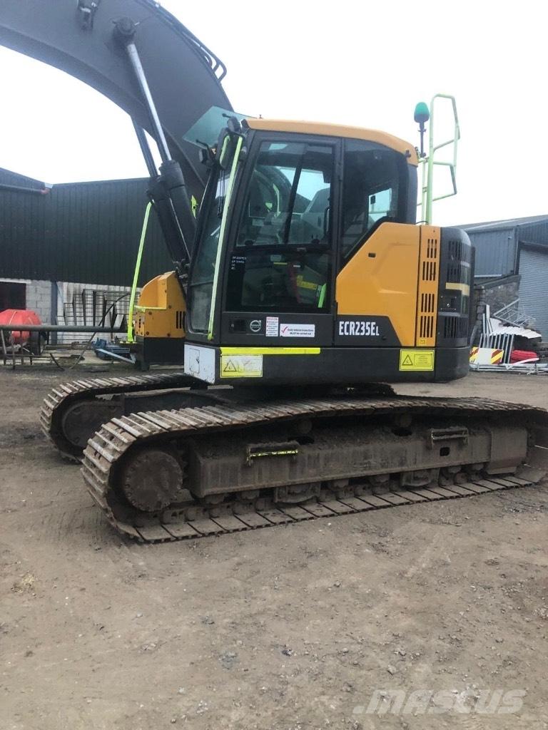Volvo ECR 235 E Roomikekskavaatorid